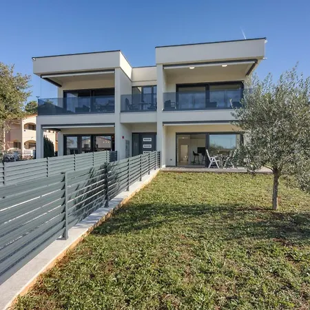 Adria 4 By Guide Apartment Porec