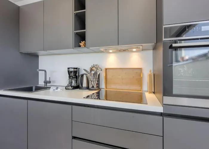 Adria 4 By Guide Apartamento Poreč